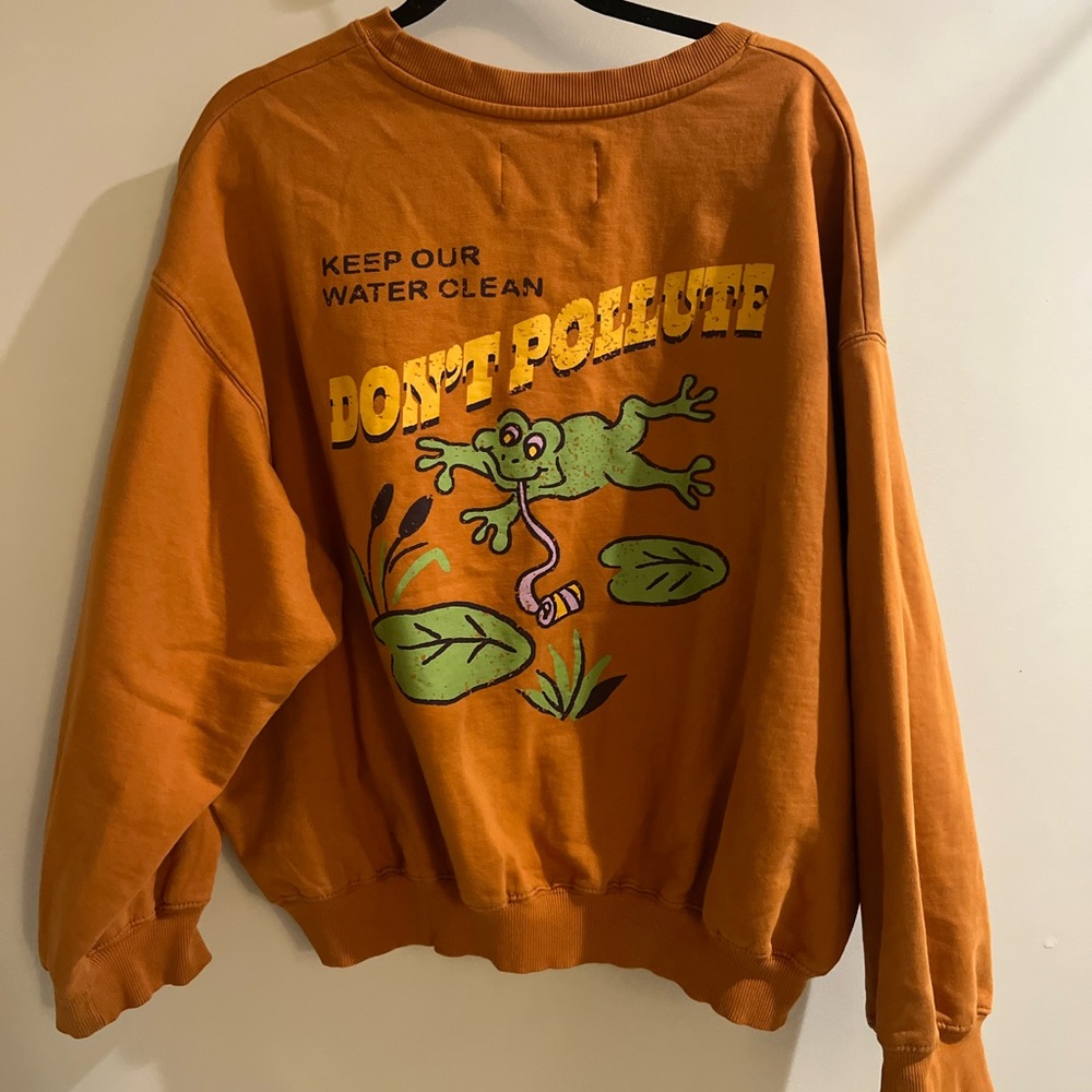 urban outfitters crewneck